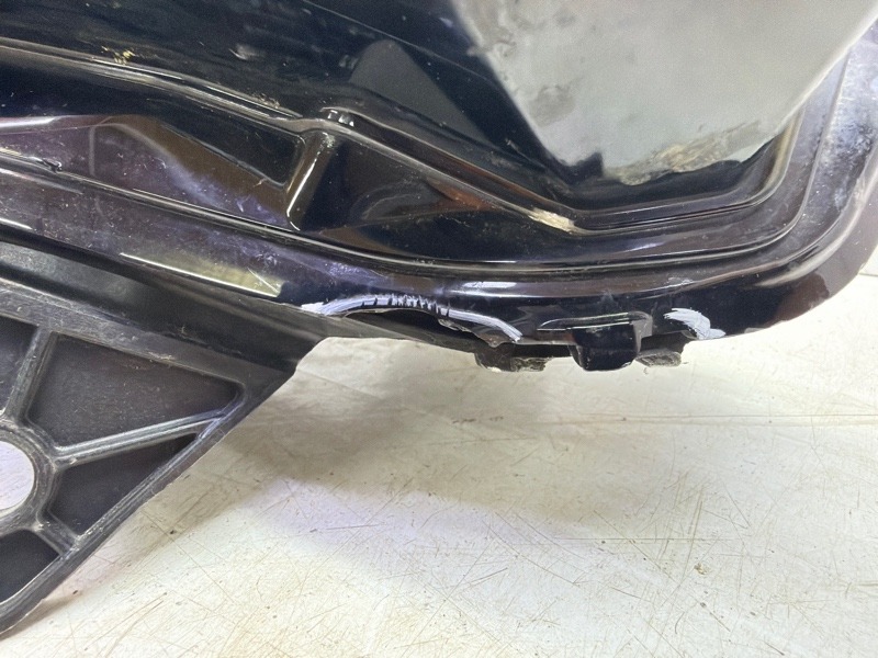 Фара дневного света правая (ходовые огни)