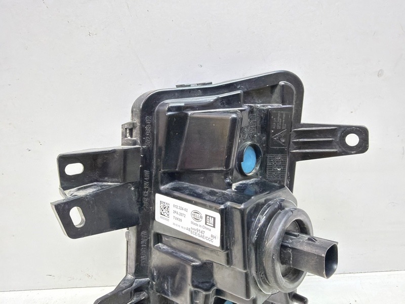 Фара противотуманная правая