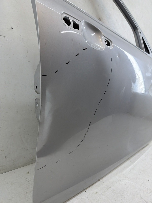 Дверь передняя правая