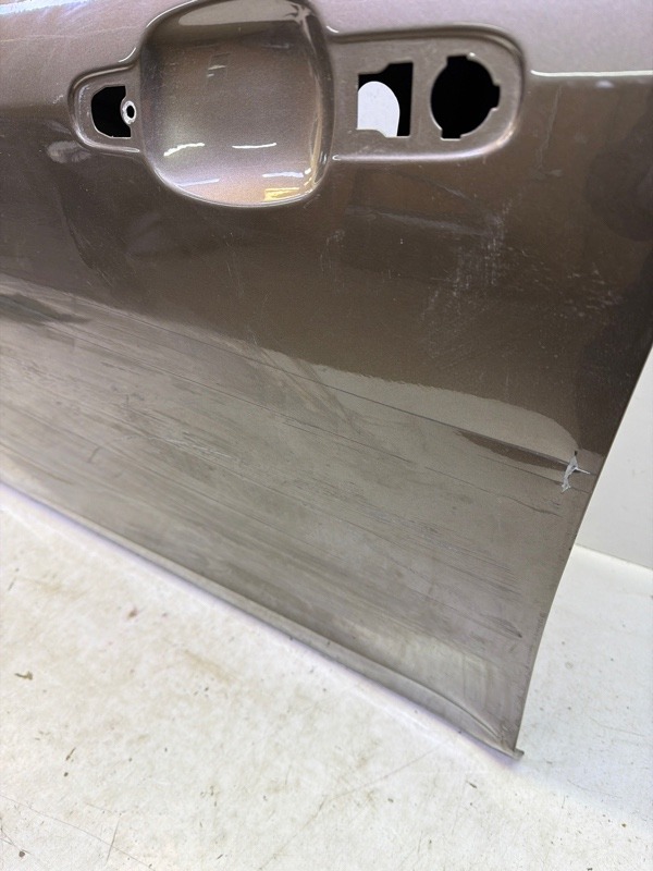 Дверь передняя левая