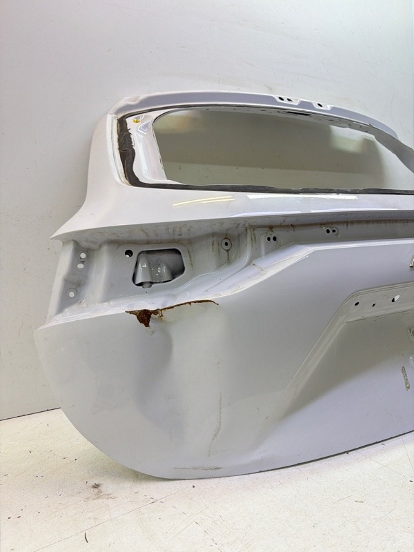 Крышка багажника