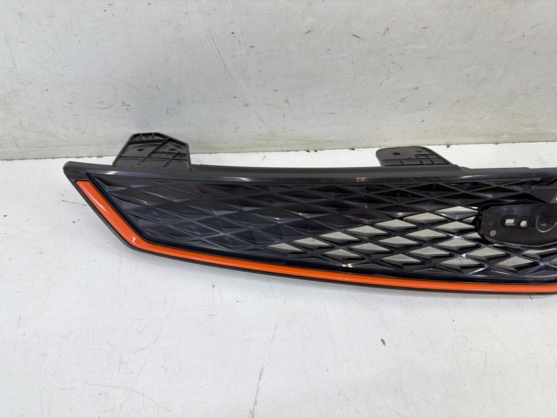 Решетка радиатора