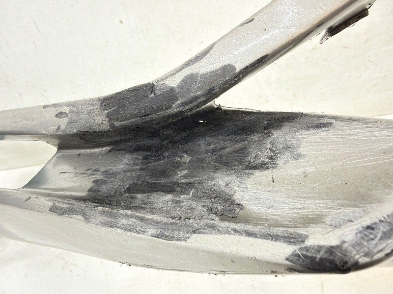 Спойлер переднего бампера