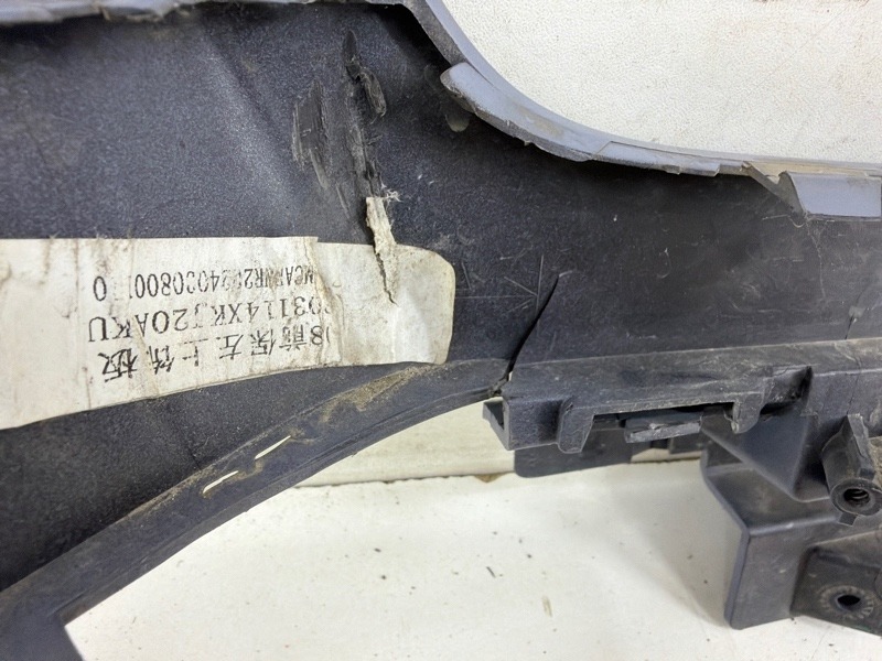 Молдинг фары левой