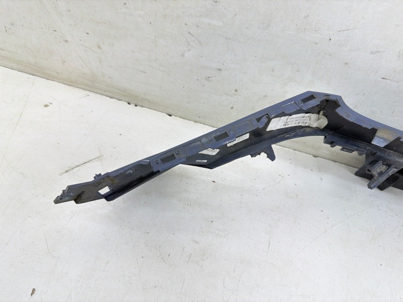 Молдинг фары левой