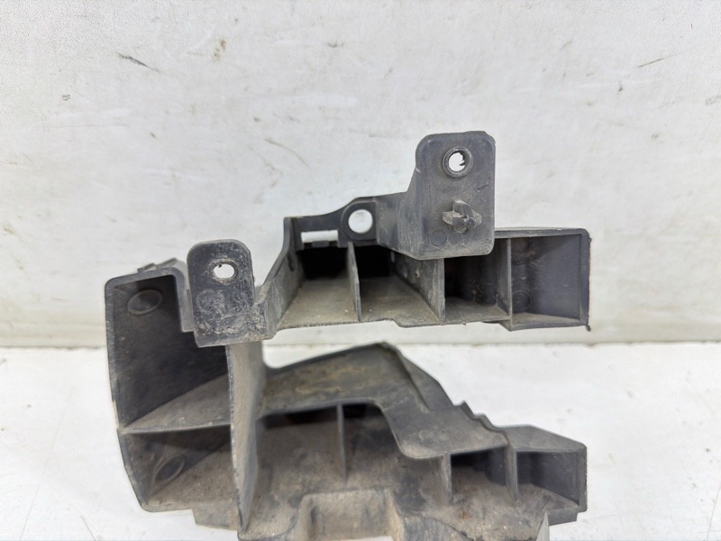 Крепеж бампера