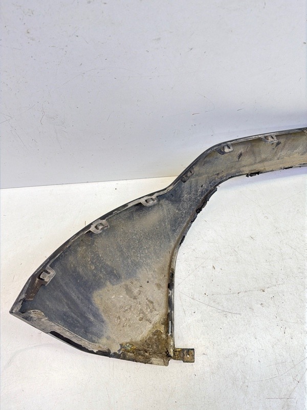 Спойлер заднего бампера