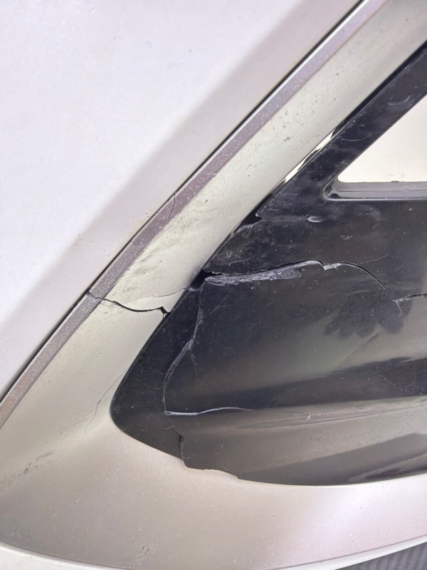 Бампер передний