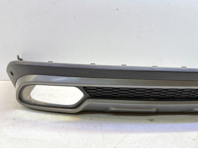 Спойлер заднего бампера