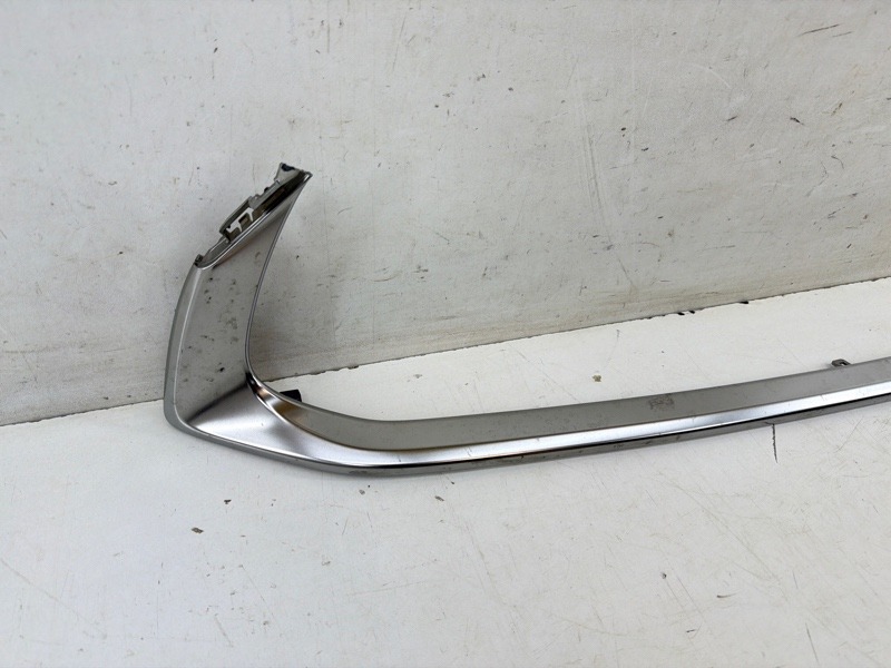 Накладка на решетку радиатора