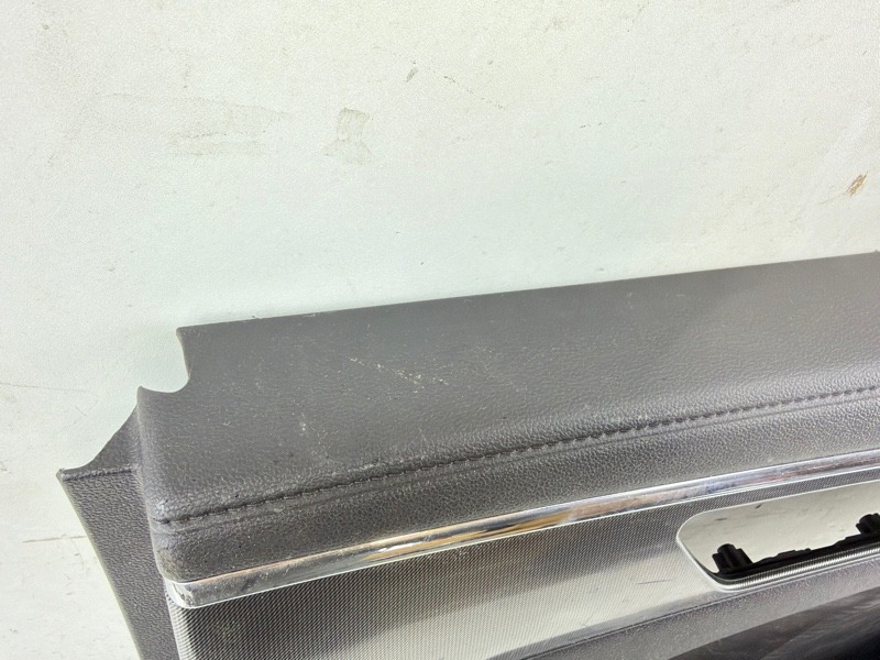 Обшивка двери