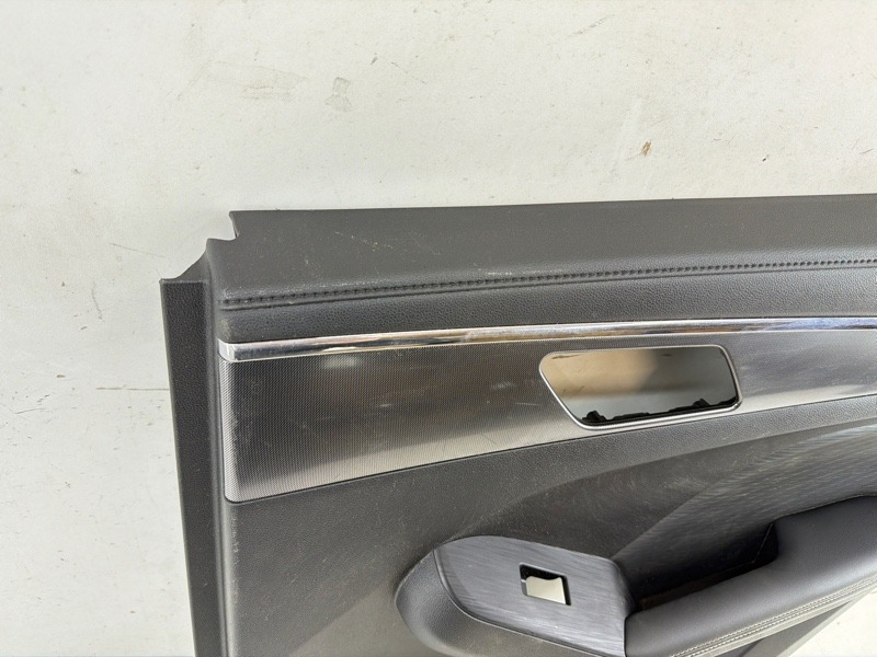 Обшивка двери