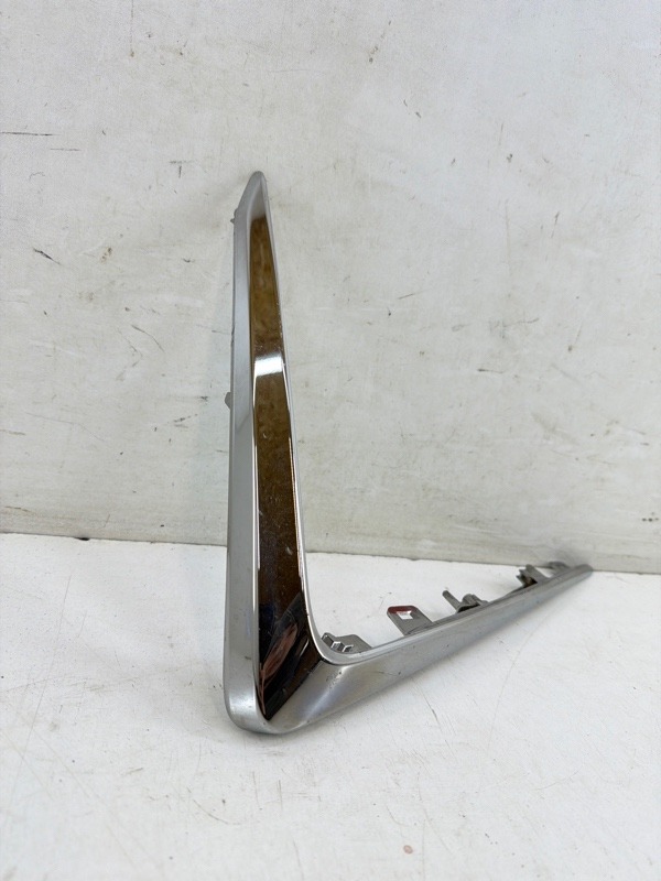 Накладка на решетку радиатора