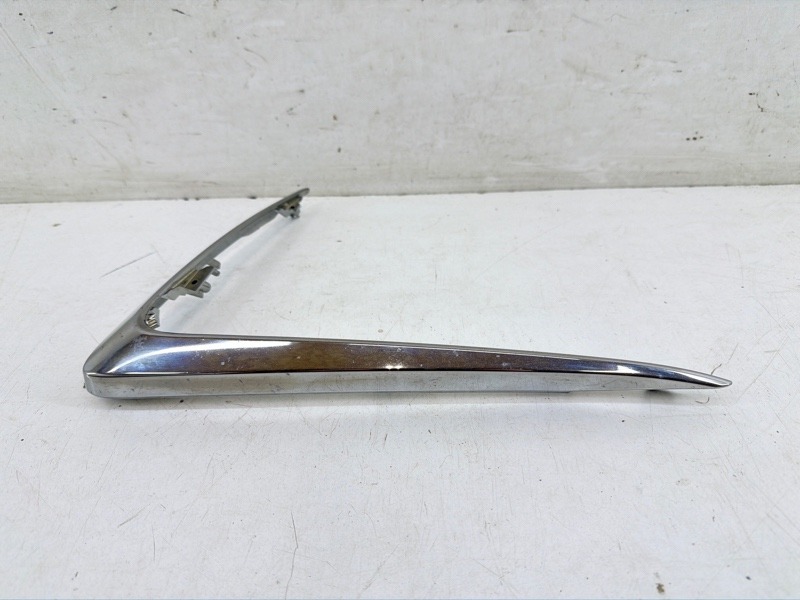 Накладка на решетку радиатора