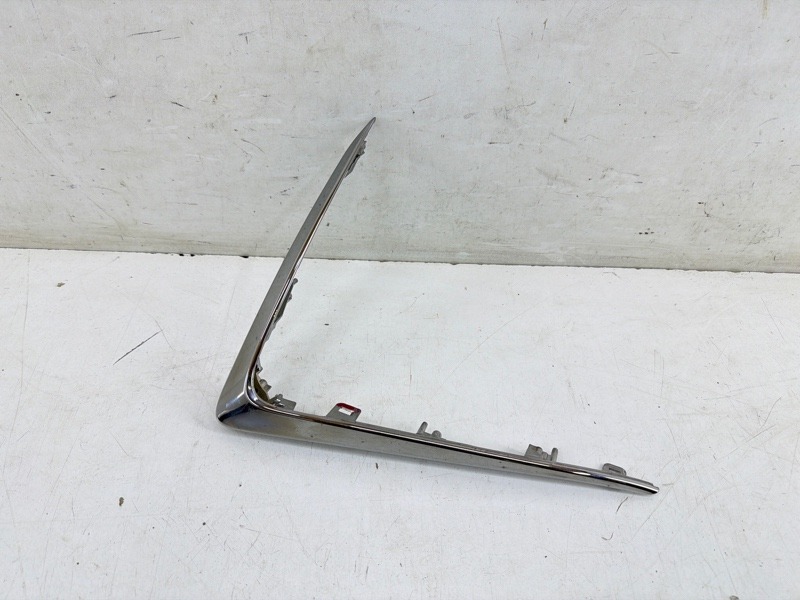 Накладка на решетку радиатора