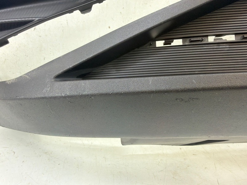 Спойлер переднего бампера