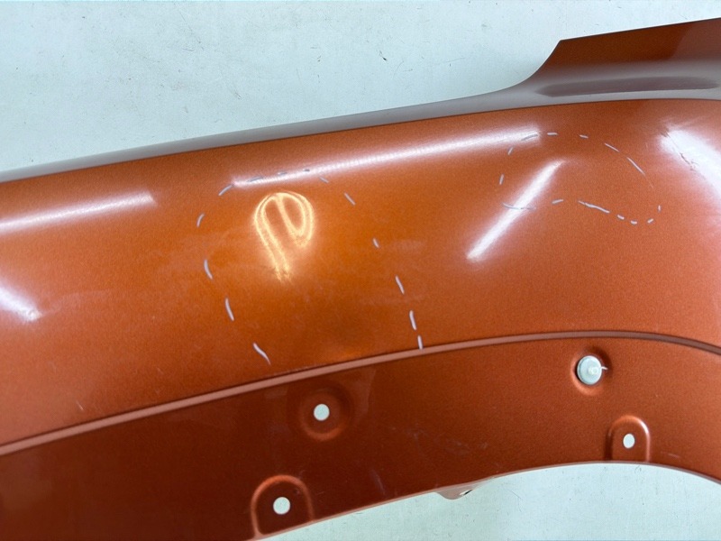 Крыло переднее левое