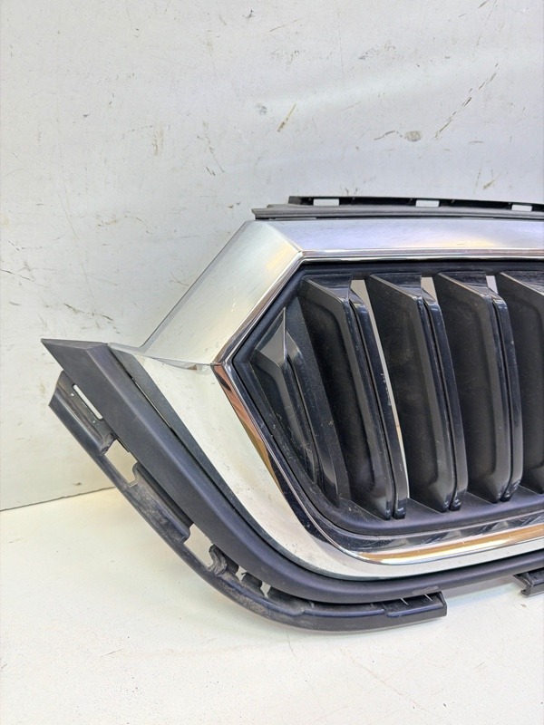 Решетка радиатора