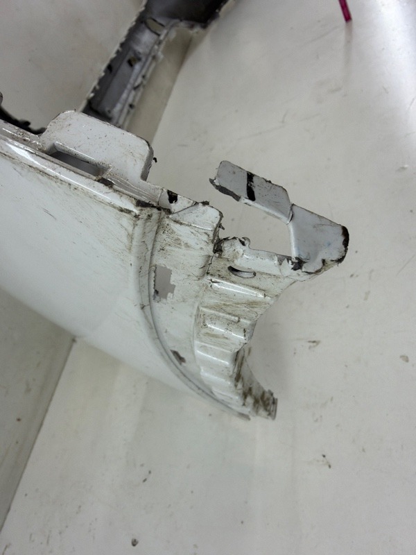 Бампер передний