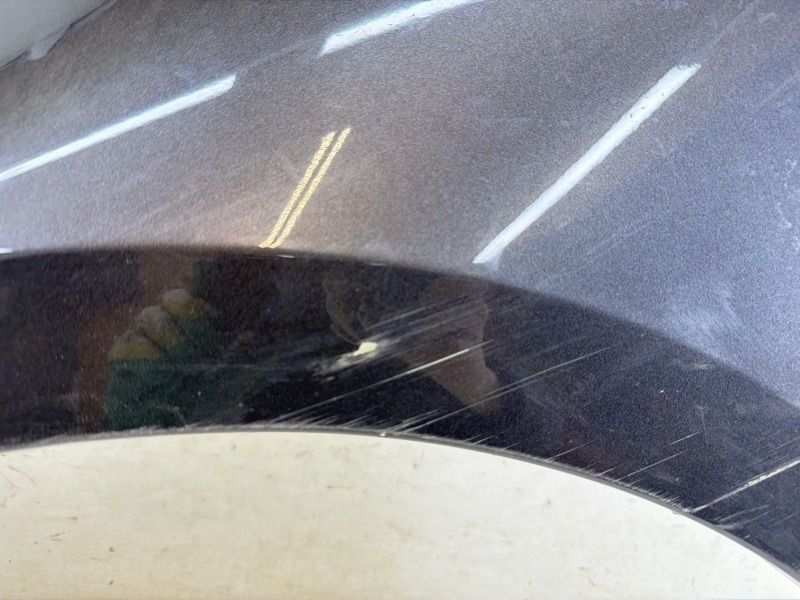 Крыло переднее левое