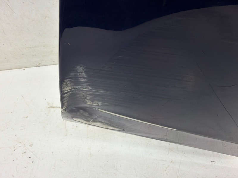 Крыло переднее правое