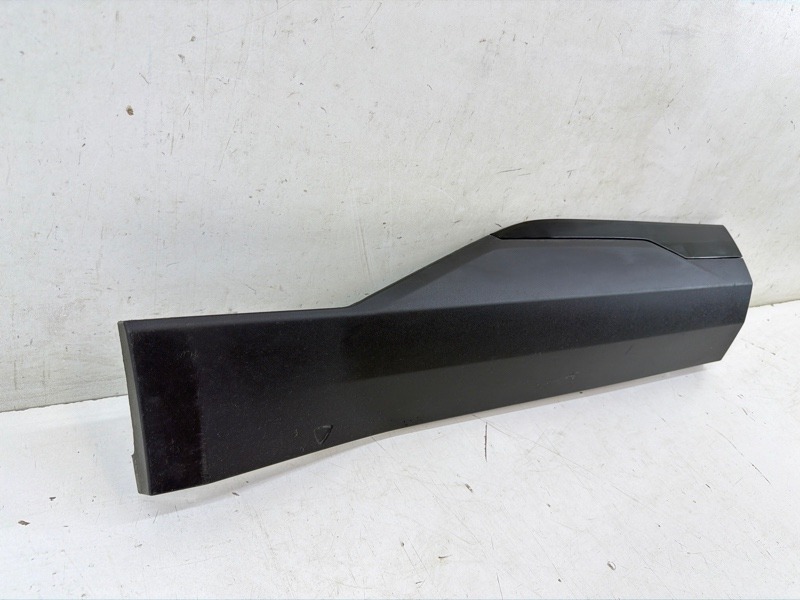 Накладка двери задней правой