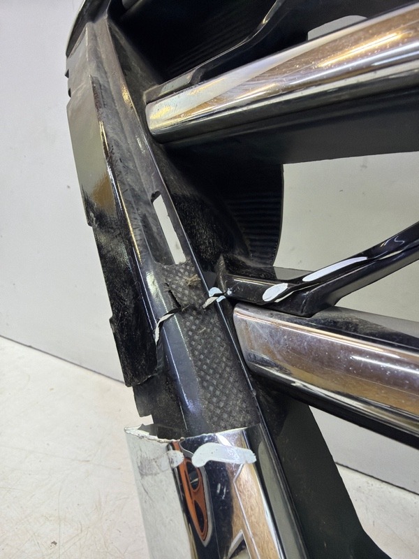 Решетка радиатора