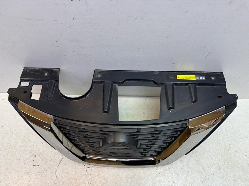 Решетка радиатора