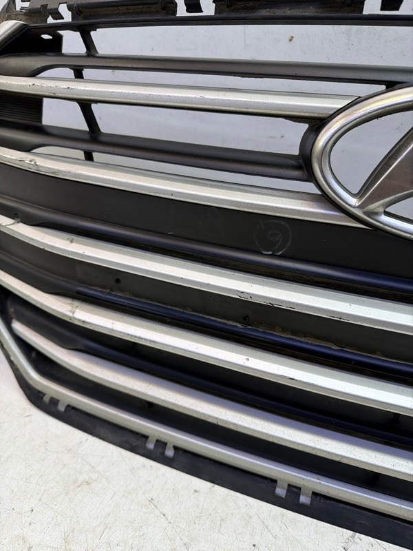 Решетка радиатора