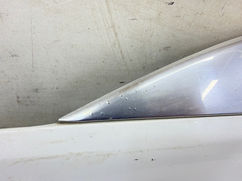 Накладка двери задней правой