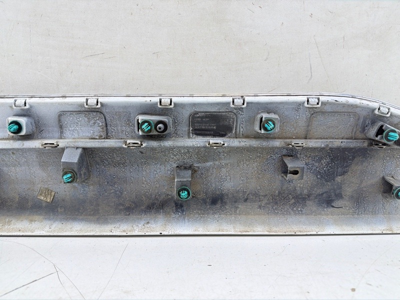 Накладка двери задней правой