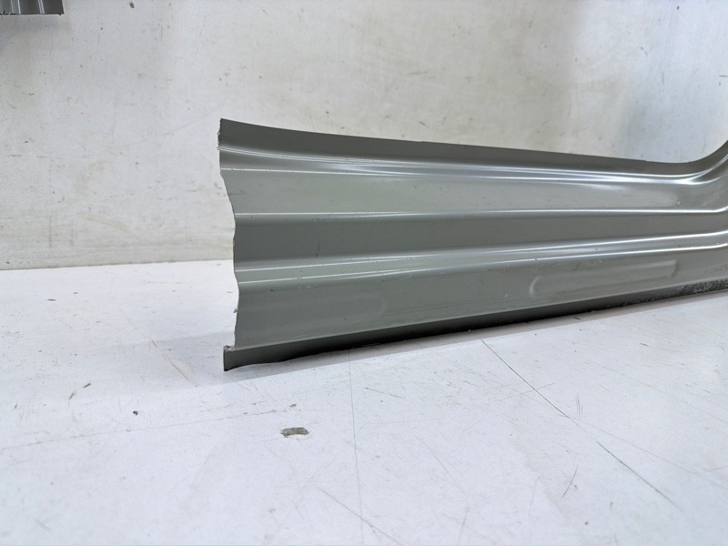 Кузовной элемент