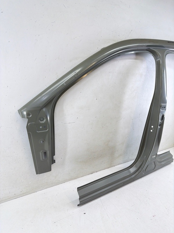 Кузовной элемент