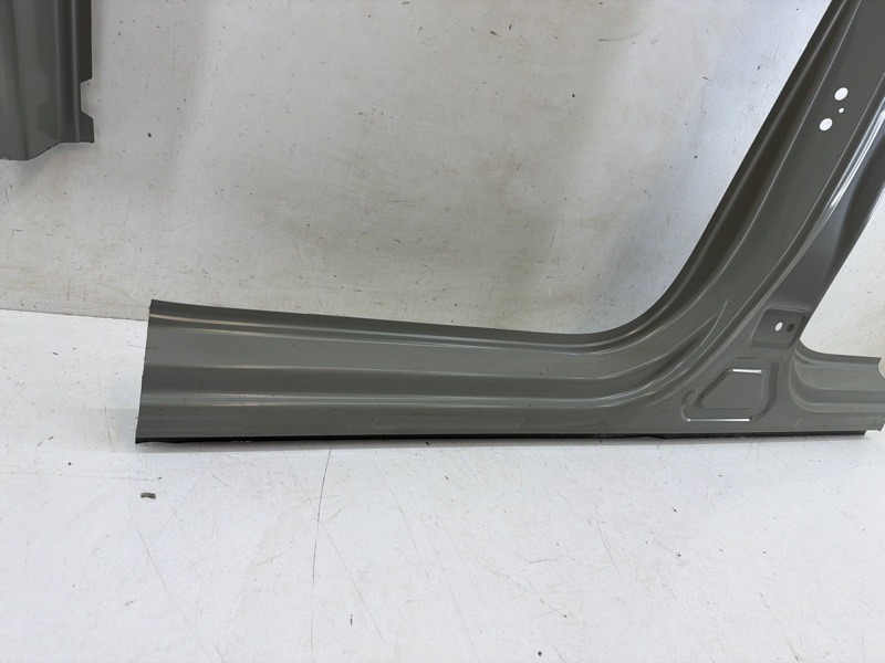 Кузовной элемент