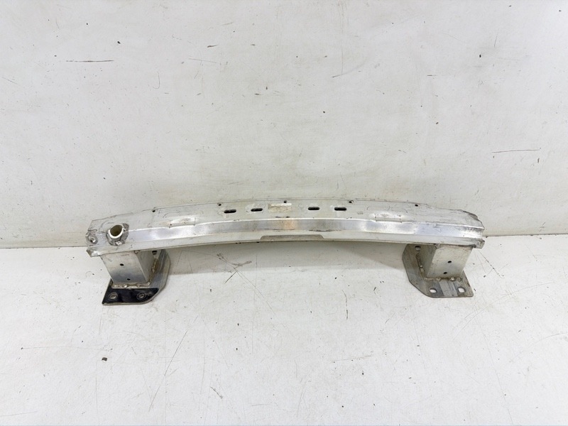 Усилитель заднего бампера