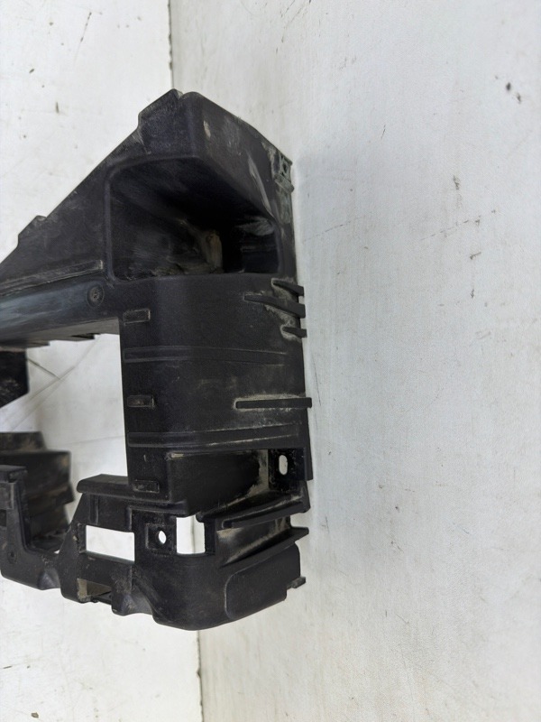 Усилитель заднего бампера