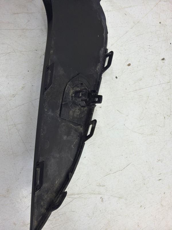 Накладка переднего бампера левая