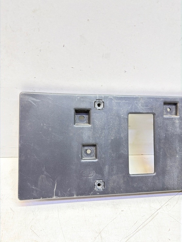 Накладка переднего бампера под номер