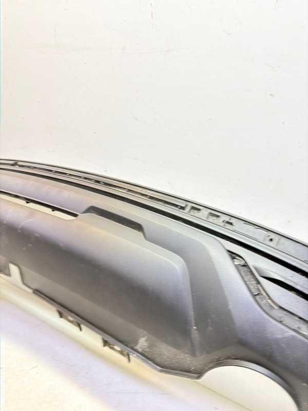 Спойлер заднего бампера