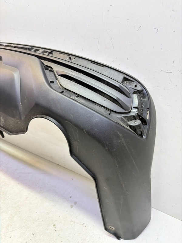 Спойлер заднего бампера