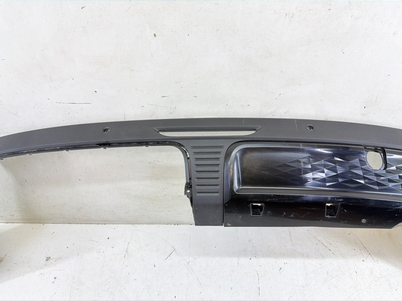 Спойлер заднего бампера