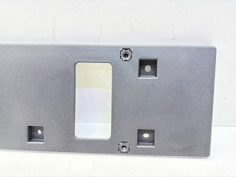 Накладка заднего бампера под номер