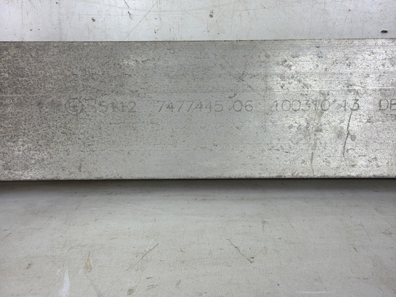 Усилитель заднего бампера