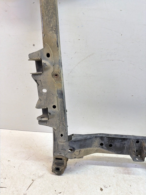 Балка подмоторная