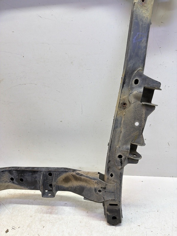 Балка подмоторная