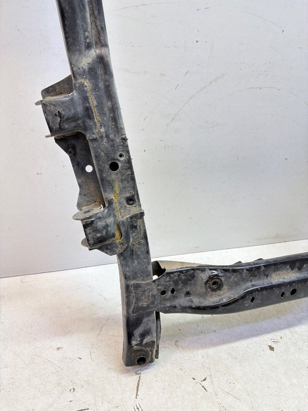 Балка подмоторная