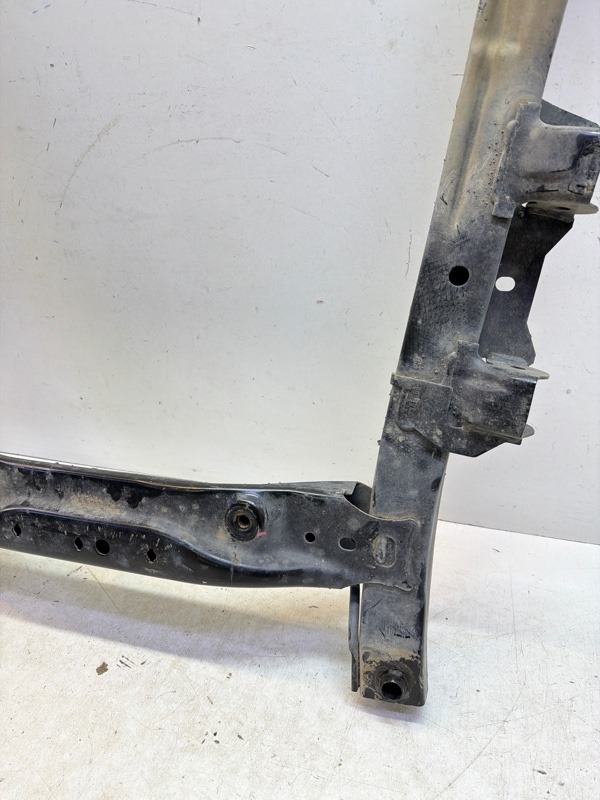 Балка подмоторная