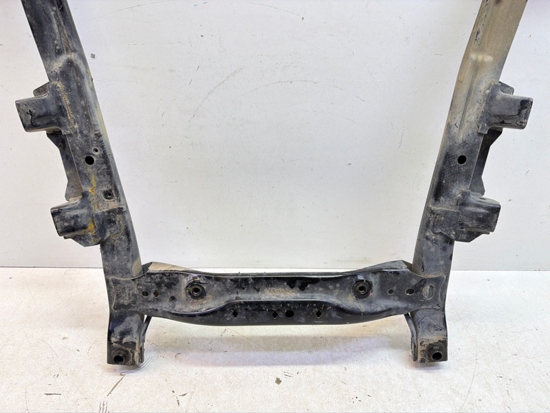 Балка подмоторная