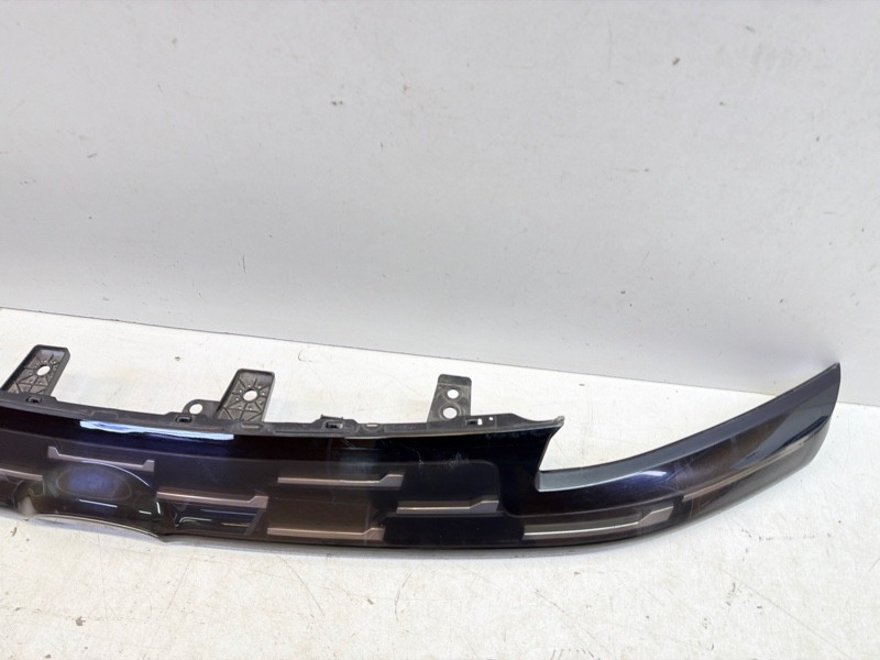 Накладка переднего бампера