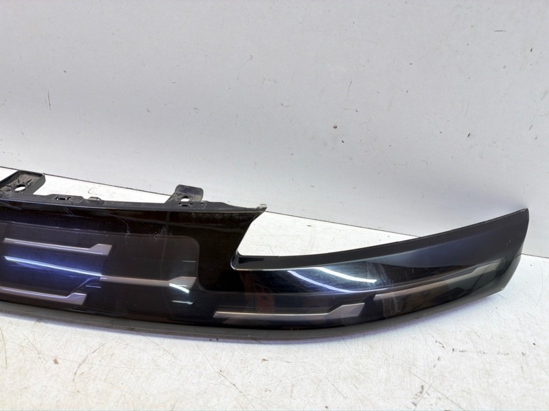 Накладка переднего бампера